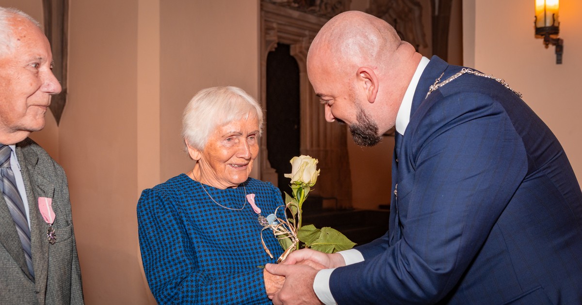 Wrocławscy seniorzy pokazują, czym jest prawdziwa miłość!