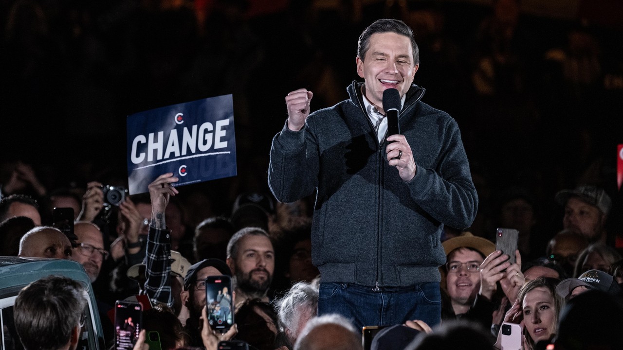 Wybory w cieniu gróźb Donalda Trumpa. Sąsiedzi USA idą dziś do urn