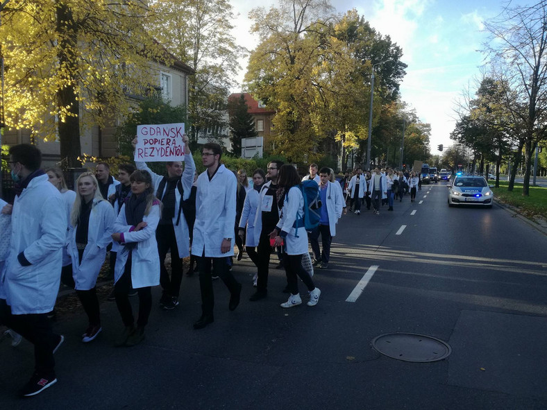 Protest studentów medycyny i lekarzy