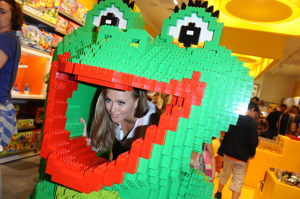 Agnieszka Kaczorowska na otwarciu sklepu Lego