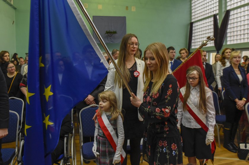 Uroczystość nadania imienia prezydenta Pawła Adamowicza Podstawowej Szkole Specjalnej przy ul. Jagiellońskiej 11 w Gdańsku Przymorzu