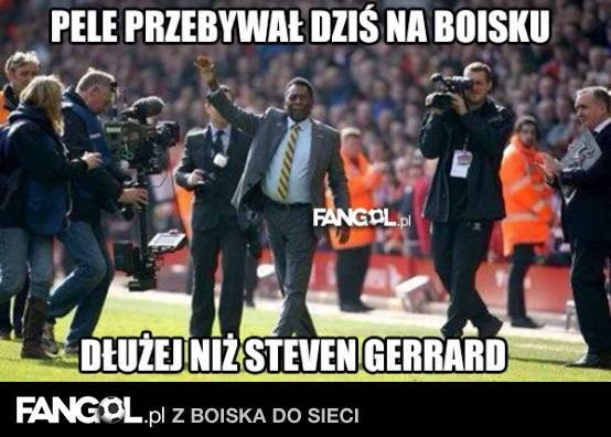 Steven Gerrard bohaterem memów po meczu z MU