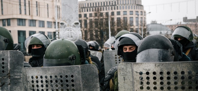 Reżim Łukaszenki wyzbywa się hamulców. W ręce struktur siłowych wpadł katolicki ksiądz