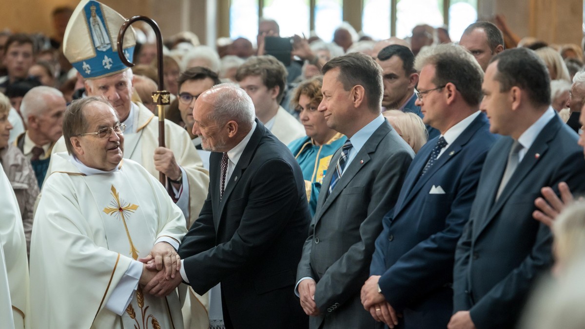 Antoni Macierewicz, Mariusz Błaszczak, Jan Józef Kasprzyk, Adam Kwiatkowski, Tadeusz Rydzyk, Ignacy Dec