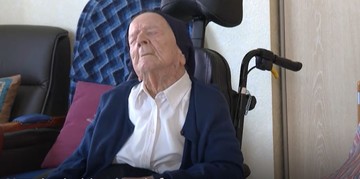 Szereti a csokit és a bort a világ legidősebb embere