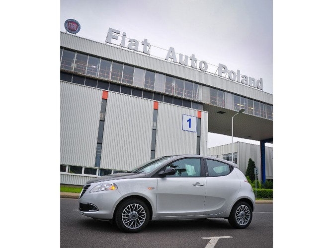 Lancia Ypsilon
