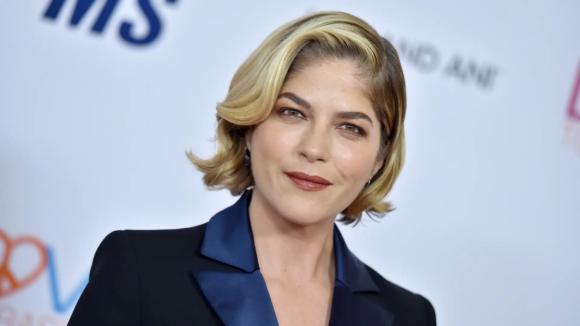 Selma Blair goli głowę na łyso - zakończyła ostatnią turę leczenia stwardnienia rozsianego