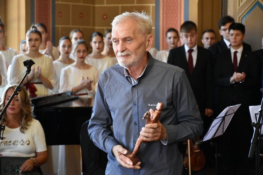 Slobodan Zubanović, dobitnik Statuete Brankove statuete, na Svečanom otvaranju 52 Brankovog kola