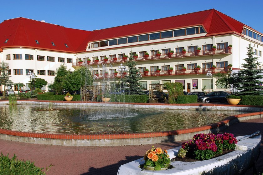 Gołębiewski w Mikołajkach to największy hotel na Mazurach