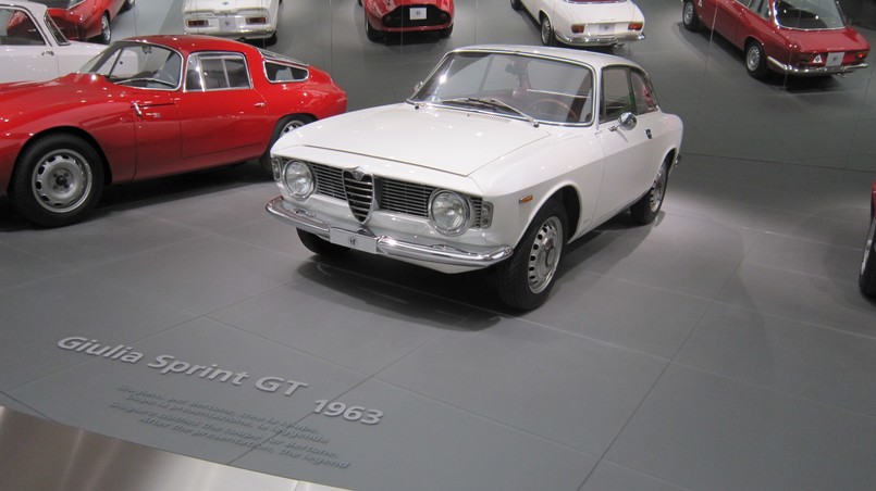 Alfa Romeo Giulia Sprint GT z 1963