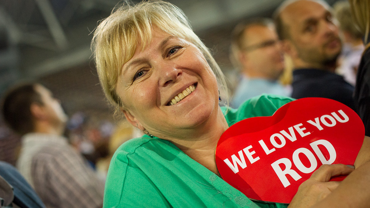 Publiczność na koncercie Roda Stewarta w Atlas Arenie w Łodzi