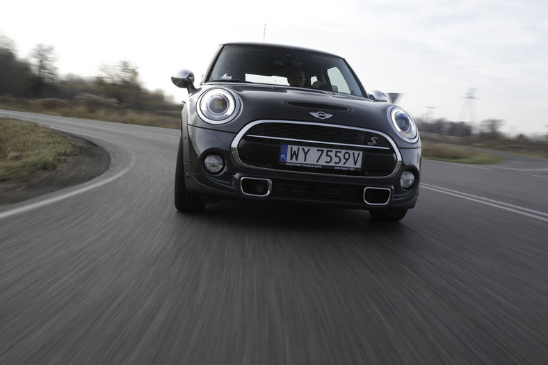 Mini Cooper S - Sportowy minimalizm