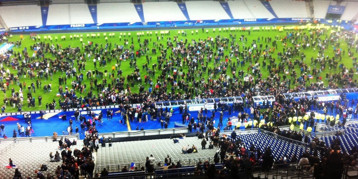 Niemcy dopiero w nocy opuścili stadion. I już uciekli z Francji