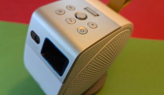 Akku-Beamer BenQ GV50 im Test: 500 Ansi-Lumen, 2.1-Sound und 150 min Laufzeit