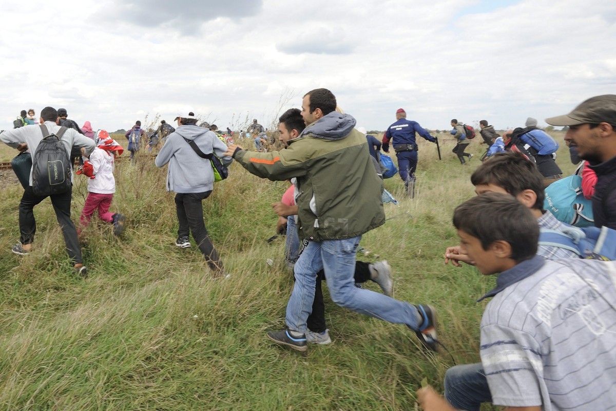 Ucieczka imigrantów z obozu w Roske
