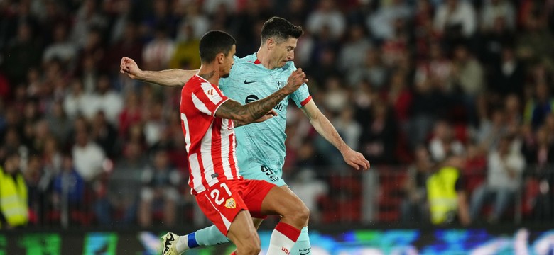 Lewandowski jednym z najsłabszych na boisku. Xavi znów zmienił go przed końcem meczu