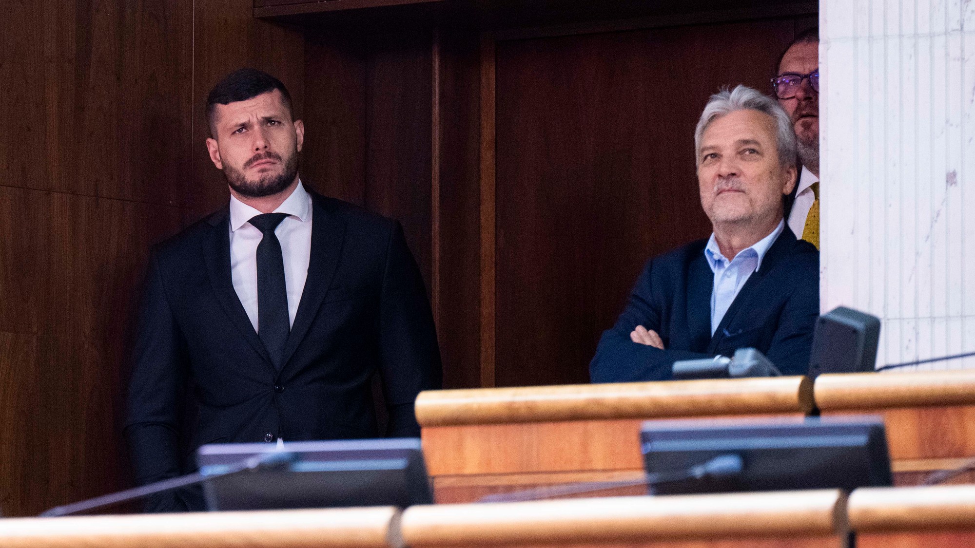 Na snímke poslanci NR SR zľava Richard Glück, Augustín Hambálek a Marián Saloň.