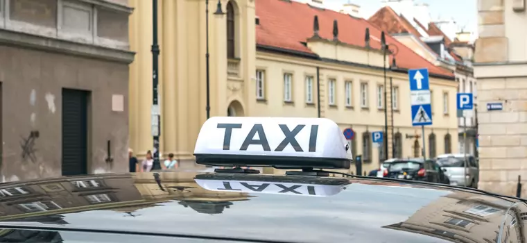 Włosi będą za darmo odwozili taksówkami pijanych kierowców. Ale nie wszystkich