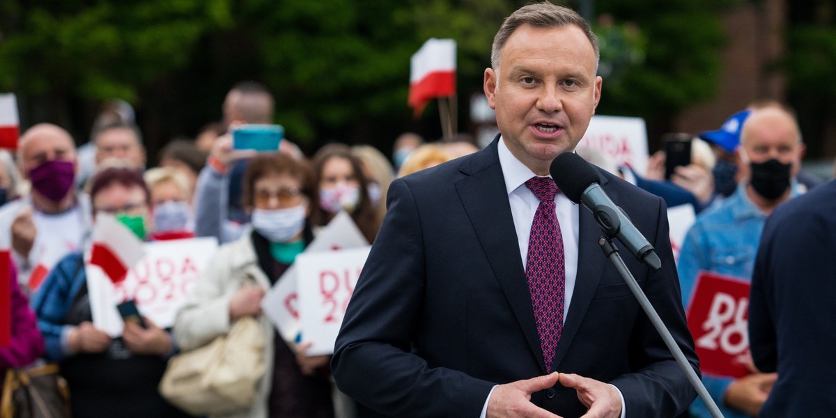 Generalnie większość działań z Planu Dudy, czy przynajmniej znaczna ich część, będzie finansowania z tzw. Europejskiego Funduszu Odbudowy - oświadczył wicerzecznik PiS Radosław Fogiel.