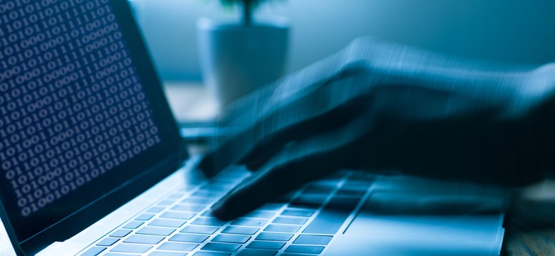 Brytyjskie elity na chińskim talerzu. Media: Telefony członków rządu były hakowane przez lata