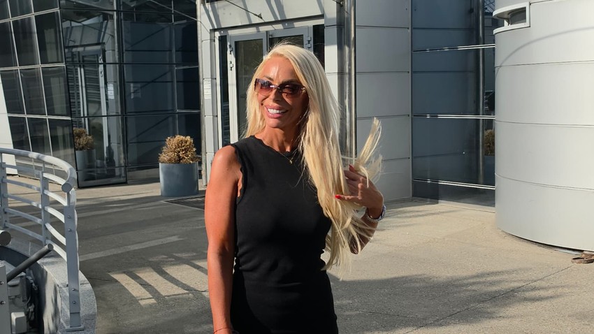 Ana Radulović i Bojana Lazić priskočile Jovani Jeremić u pomoć oko novih grudi