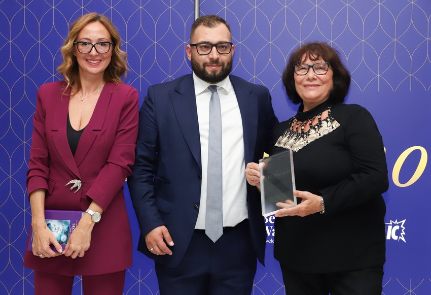 Dragica Šreder je prva primila priznanje