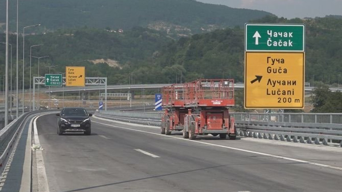 Radovi na više deonica širom Srbije