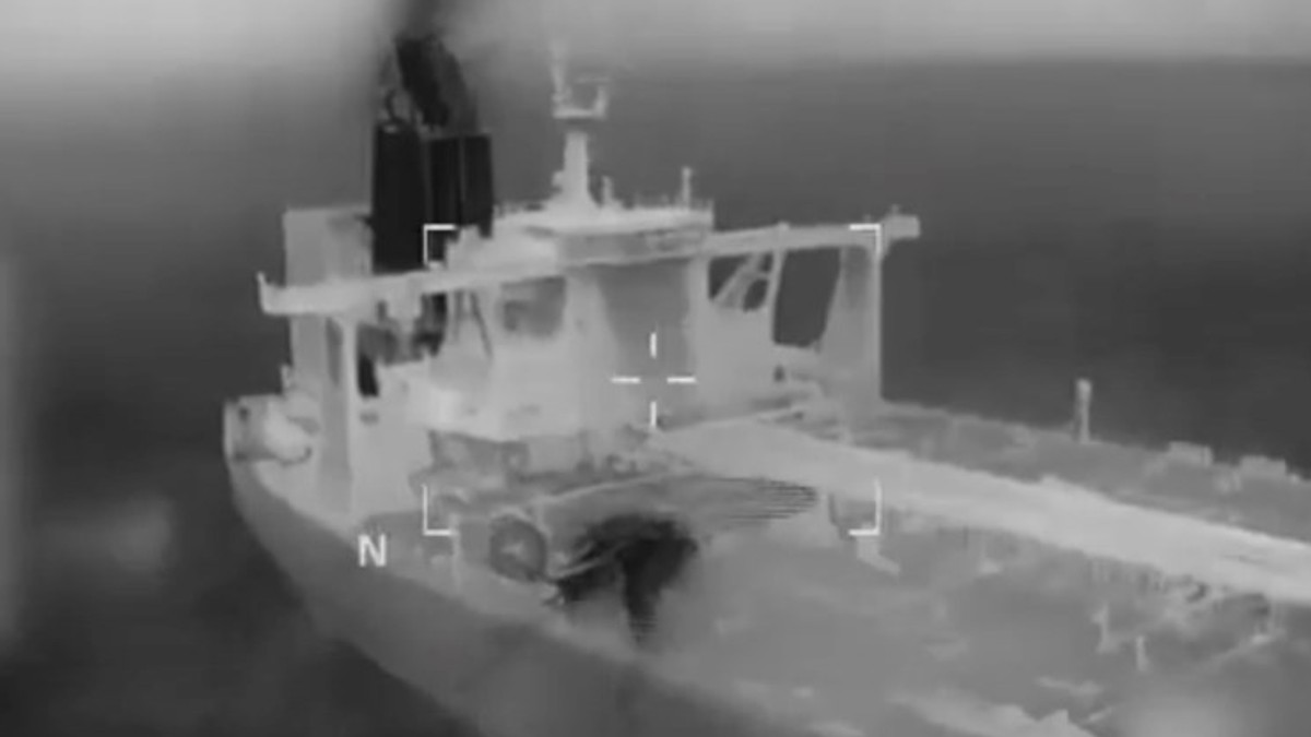 Upad Amerikanaca na tanker "flote iz senke"