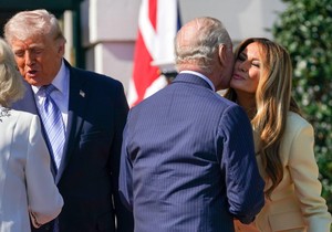 Melanija i Donald Tramp dočekali Čarlsa i Kamilu