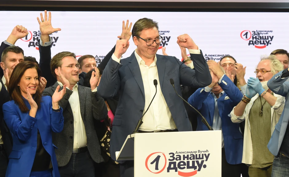 Slavlje u štabu SNS-a 21. juna