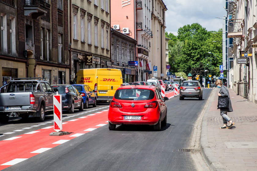 Pasy rowerowe na ul. Wielopole w Krakowie