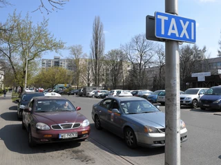 Nowa ustawa definiuje m.in. pośrednika przy przewozie osób