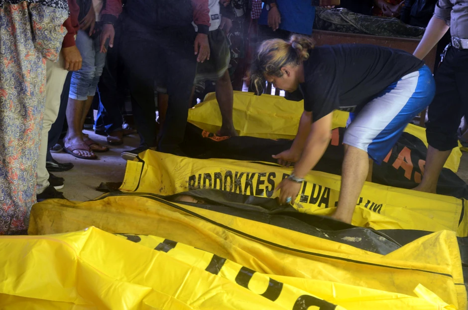 Poginulo je najmanje 17 osoba