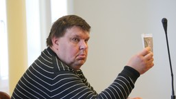 prokuratura zabrała głos po śledztwie ws. śmierci kononowicza. to usta