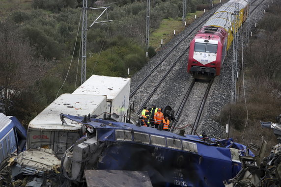 Miejsce katastrofy kolejowej w Grecji