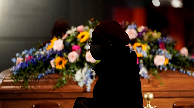 Valamennyi amerikai elnökfeleség részt vett Jimmy Carter feleségének gyász-szertartásán /Fotó: MTI