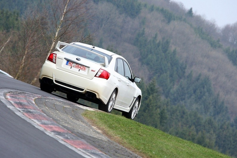 Subaru Impreza WRX STI to najszybszy sedan na Nurburgringu