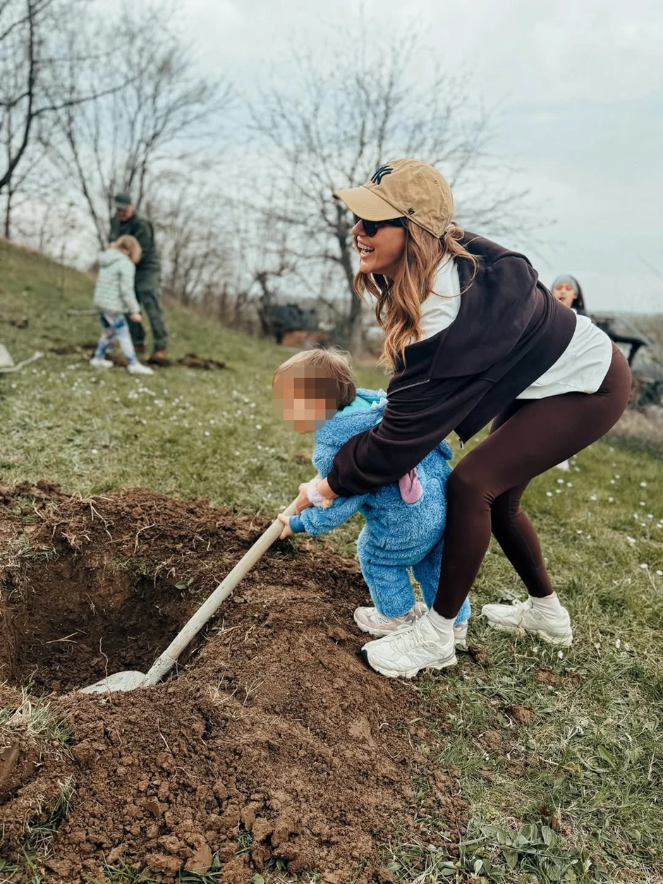 Bojana Barović sa decom