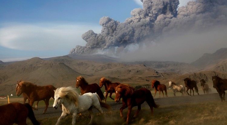 Az Eyjafjallajökull 2010-es kitörése Izlandon - most nem lesz ekkora a banzáj