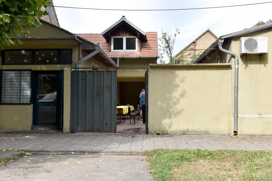 Kuća u Kačarevu gde je živela porodica ubijene Marije