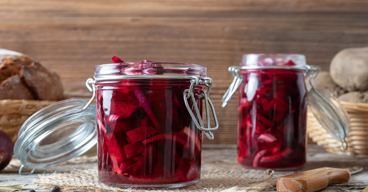 Wielka próba przed świętami. Tak mistrzowski zakwas na barszcz czerwony robi siostra Anastazja