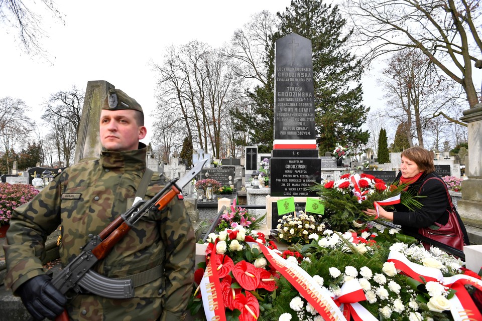 Uroczystości upamiętniające sanitariuszkę wojny polsko-bolszewickiej Teresę Grodzińską