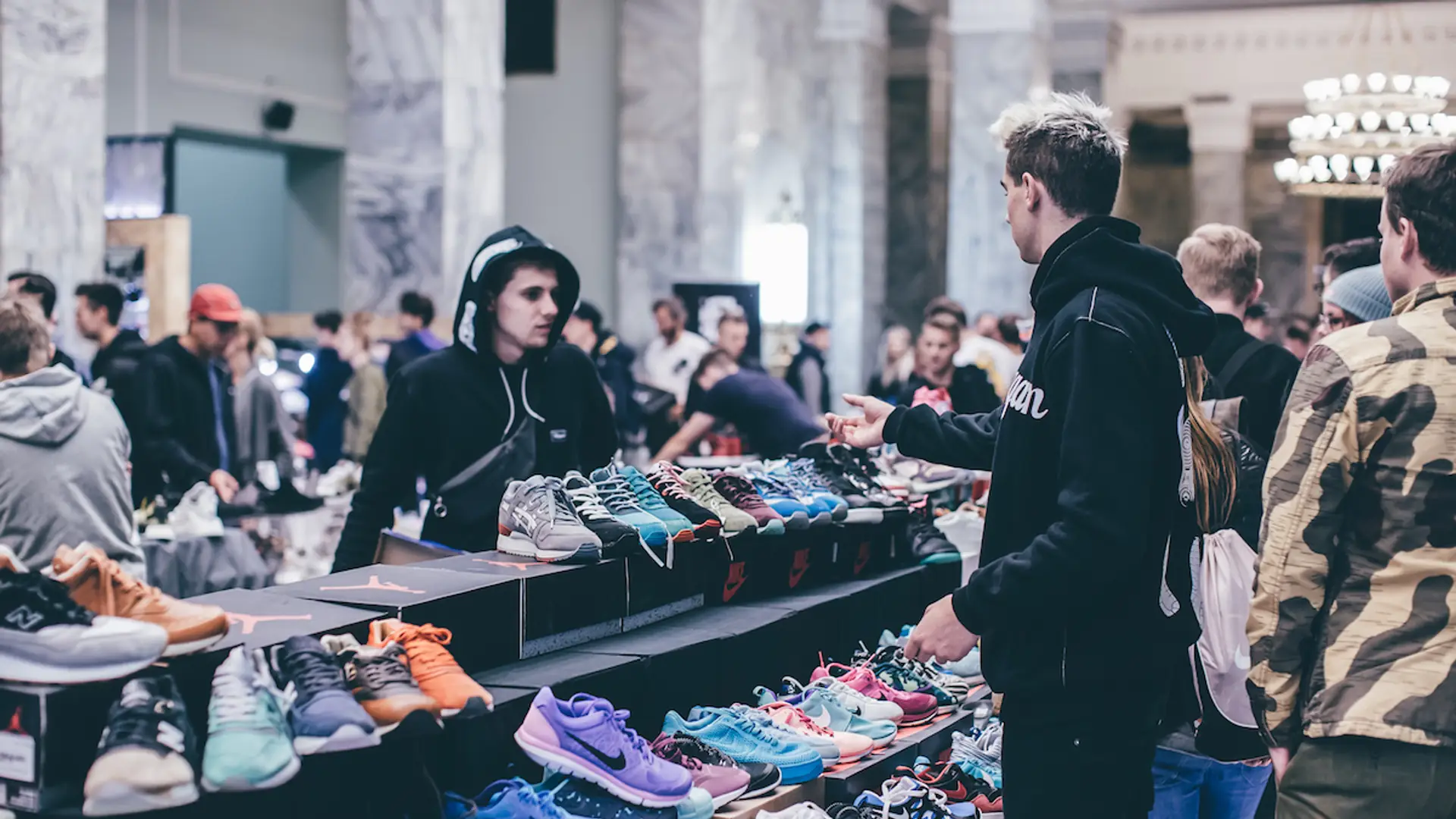 Sneakerness, festiwal w centrum Pragi i intymny koncert wschodzącej gwiazdy art-popu