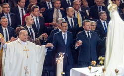 Szanse na założenie nowej partii ojca Rydzyka maleją. Warszawski sąd znowu odrzucił wniosek