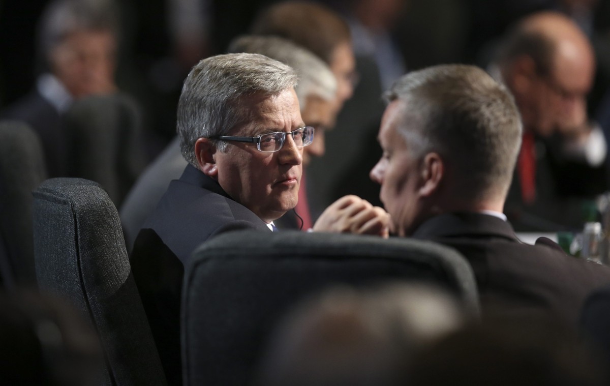 Bronisław Komorowski (EPA/OLIVER HOSLET Dostawca: PAP/EPA)