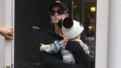 Sina Paris Hilton nazivali su najružnijim detetom na svetu