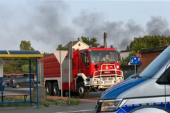 Groźny pożar pod Zieloną Górą, strażacy wciąż walczą z ogniem. NOWE INFORMACJE