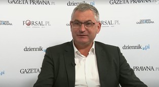 Czepczyński: Dzieci dzielą ludzi na zamożnych i biednych biorąc pod uwagę kolor karty kredytowej