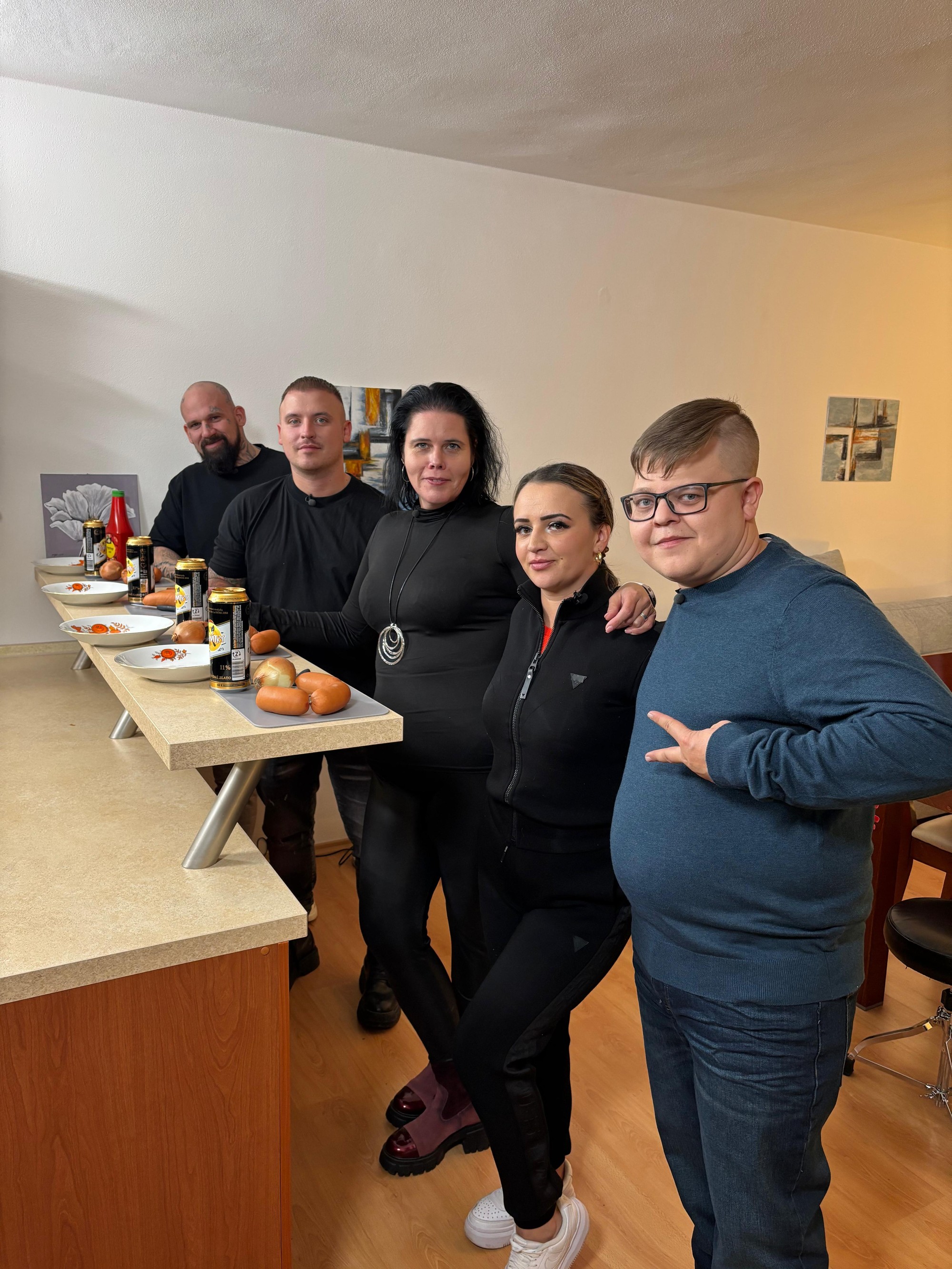 Miri Vlček v šou Bez servítky.