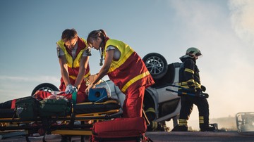Itt van a tűzoltók legújabb oktatása: ezt tegye, ha baleset részese lett!